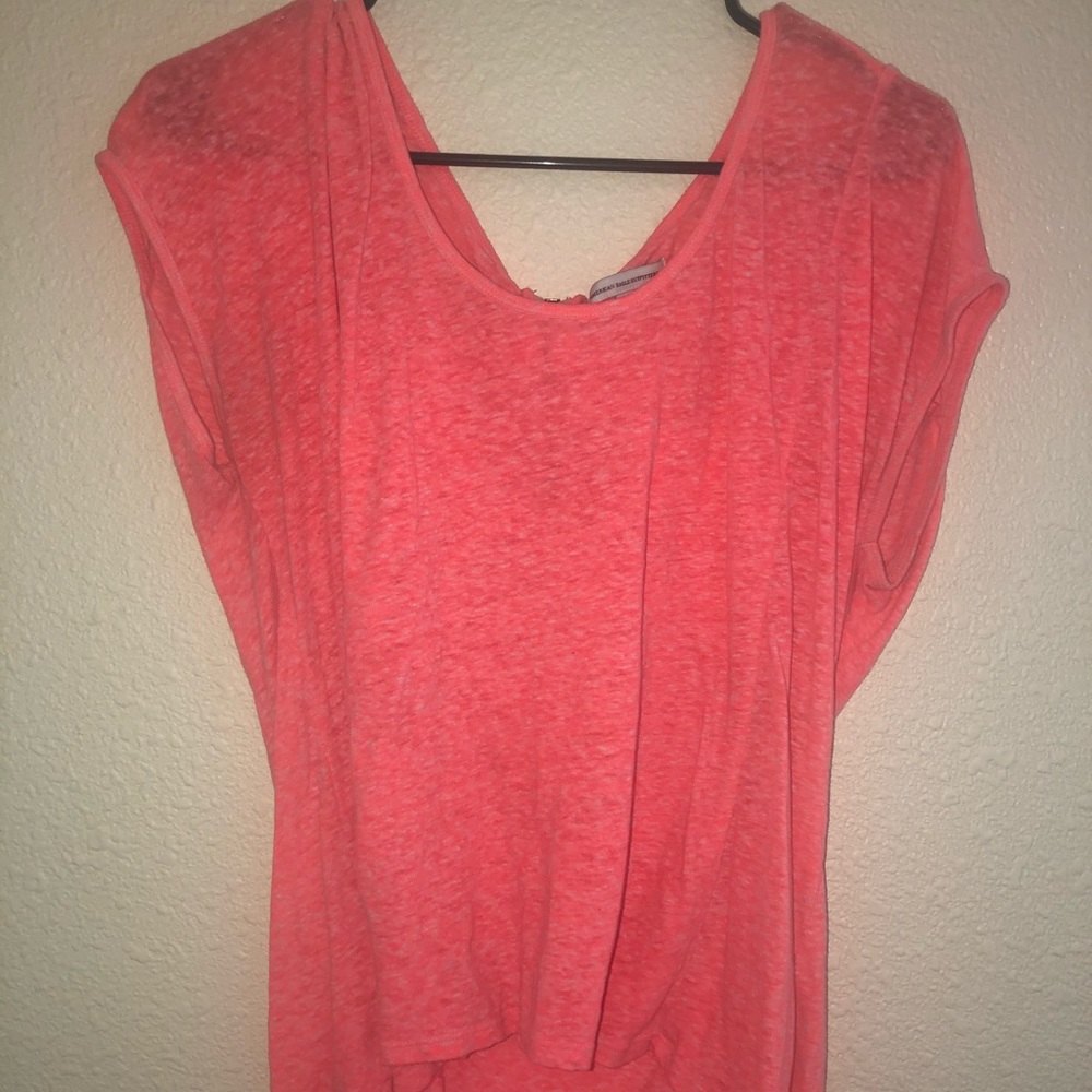 MEDIUM AE Flowy Shirt